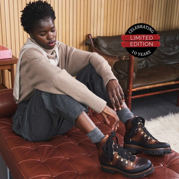 The Office of Angela Scott- Limited Edition Boots - 8/8.5 - Picture 4 of 16